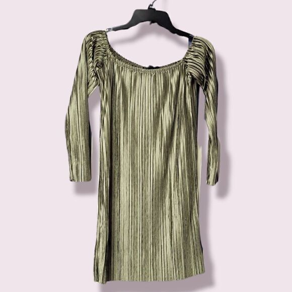 Romeo & Juliet | Blouse or Mini-Dress | Various Sizes - Picture 6 of 7